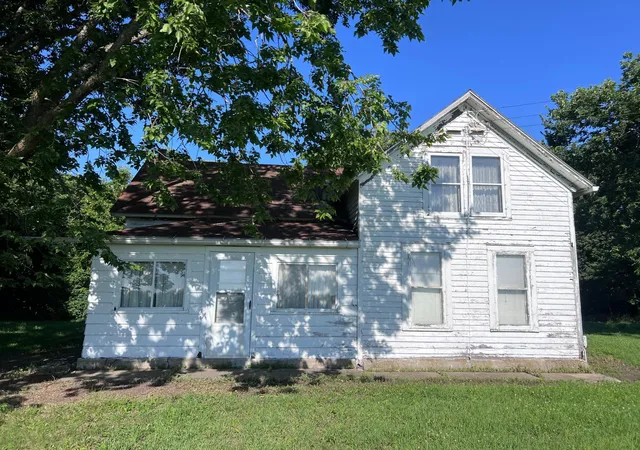 5th image of 30683 St Hwy 7, Beardsley, MN 56225 | MLS# 7110165