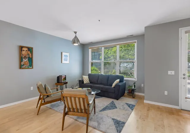Listing Photo 5 - Condo for sale in building located at 209 8th St E, St. Paul, MN 55101 - Unit #109