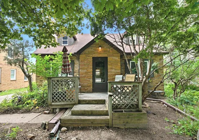 Photo 1 of Single family home for sale at 1907 Snelling Ave N, Saint Paul, MN 55113 | MLS# 7110191 | Listing updated on 2026-08-21