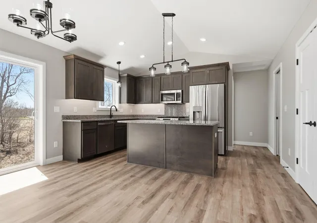Photo 4 of Single family home for sale at 1333 E Aspen Dr, Saint Croix Falls, WI 54024 | MLS# 7110225 | Listing updated on 2026-09-24