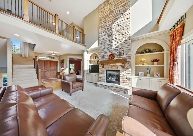2nd image of 905 Highlander Trl, Hudson, WI 54016 | MLS# 7110226