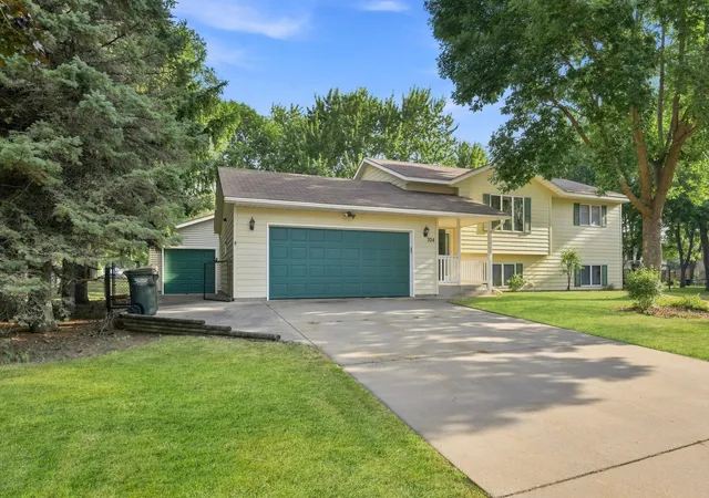 Photo 1 of Sale Pending at 704 3rd Avenue N, Sartell, MN 56377 | MLS# 7110227 | Listing updated on 2026-08-27