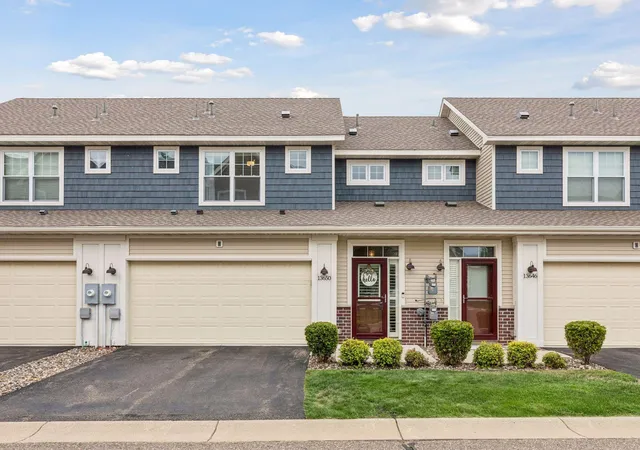 Photo 2 of Single family home for sale at 13650 Bronze Pkwy, Rosemount, MN 55068 | MLS# 7110228 | Listing updated on 2026-09-21