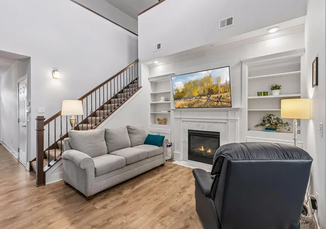 Photo 3 of Single family home for sale at 13650 Bronze Pkwy, Rosemount, MN 55068 | MLS# 7110228 | Listing updated on 2026-09-21