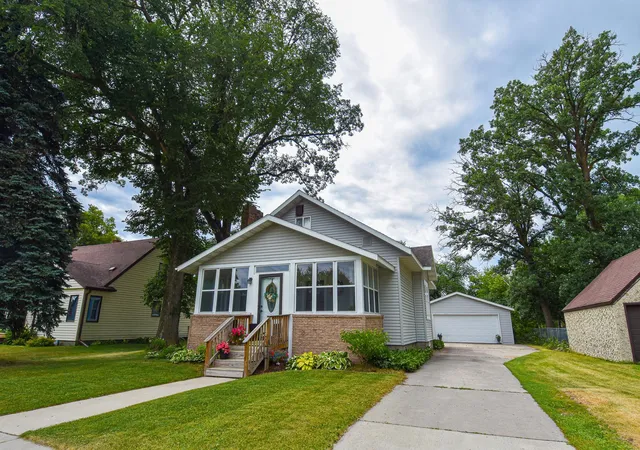 1st image of 237 Markley Ave N, Thief River Falls, MN 56701 | MLS# 7110234