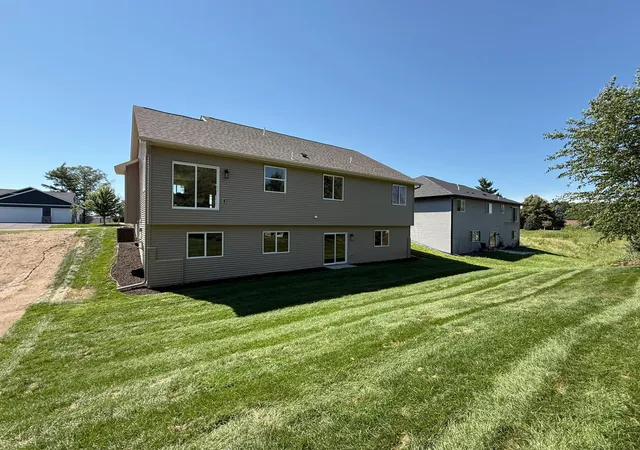 25th image of 6062 Fuller Cir, Wyoming, MN 55092 | MLS# 7110242