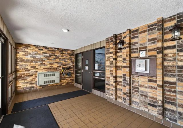 4th image of 450 Ford Rd #313, Minneapolis, MN 55426 | MLS# 7110243