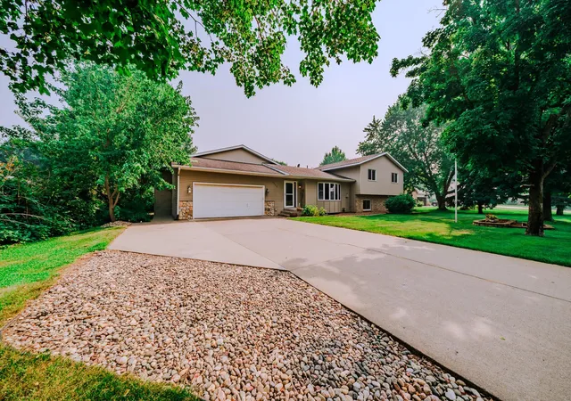 image of 5708 Nightingale Ct, Saint Cloud, MN 56303 | MLS# 7110244