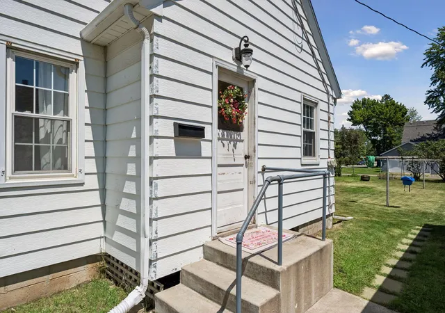 38th image of 405 4th Ave Se, Milaca, MN 56353 | MLS# 7110245