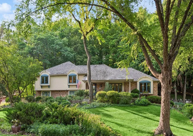 68th image of 18864 Heathcote Dr, Wayzata, MN 55391 | MLS# 7110294