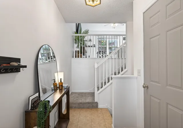 2nd image of 4905 Bluff Heights Trl Se, Prior Lake, MN 55372 | MLS# 7110327