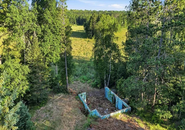 3rd image of 34488 Clearwater Rd, Grand Rapids, MN 55744 | MLS# 7110330