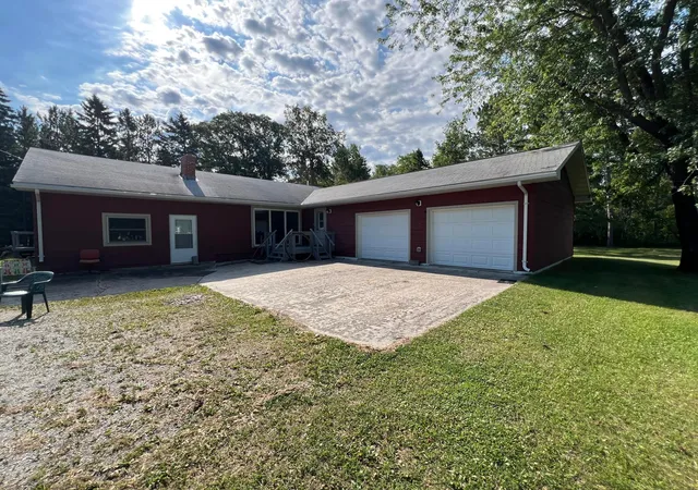 Photo 1 of Single family home for sale at 2904 State Hwy 172 Nw, Baudette, MN 56623 | MLS# 7110339 | Listing updated on 2026-09-01
