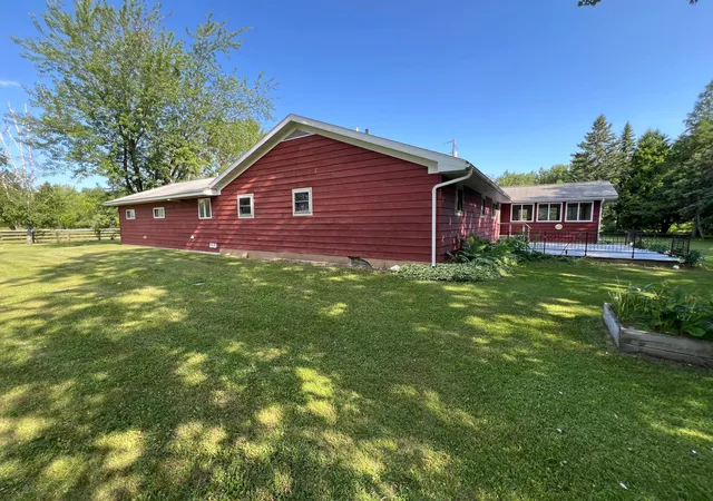 Photo 3 of Single family home for sale at 2904 State Hwy 172 Nw, Baudette, MN 56623 | MLS# 7110339 | Listing updated on 2026-09-01