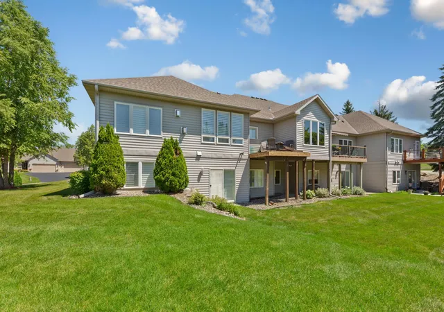Photo 2 of Single family home for sale at 827 Vardon Ct, Faribault, MN 55021 | MLS# 7110341 | Listing updated on 2026-08-31