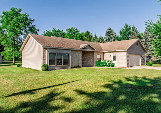 2nd image of 611 3rd Ave Sw, Long Prairie, MN 56347 | MLS# 7110354