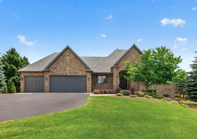 5th image of 19295 Oak Grove Ave, Prior Lake, MN 55372 | MLS# 7110371