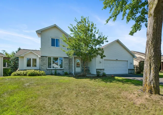 Photo 1 of Single family home for sale at 9142 Woodhall Xing N, Minneapolis, MN 55443 | MLS# 7110378 | Listing updated on 2026-08-25