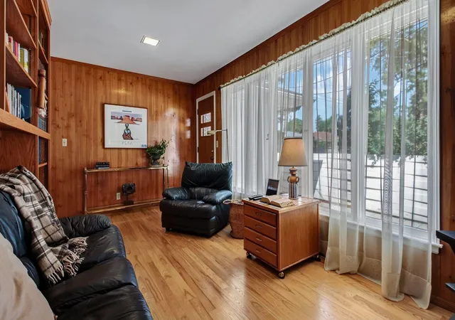 3rd image of 404 W Macarthur Ave, Eau Claire, WI 54701 | MLS# 7110391