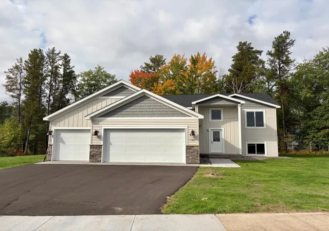 Photo 2 of Single family home for sale at 11477 Andrew St, Brainerd, MN 56401 | MLS# 7110405 | Listing updated on 2026-09-28