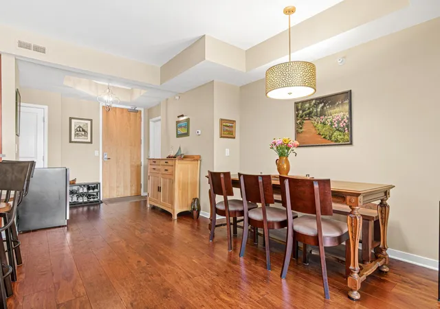 Listing Photo 5 - Condo for sale in building located at 501 Main St N, Stillwater, MN 55082 - Unit #202