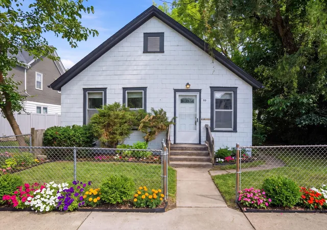 Photo 1 of Sale Pending at 99 Lawson Ave W, Saint Paul, MN 55117 | MLS# 7110426 | Listing updated on 2026-08-31