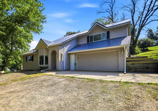 1st image of 320 Jenny Ln, Owatonna, MN 55060 | MLS# 7110431