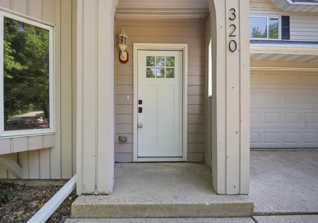 2nd image of 320 Jenny Ln, Owatonna, MN 55060 | MLS# 7110431