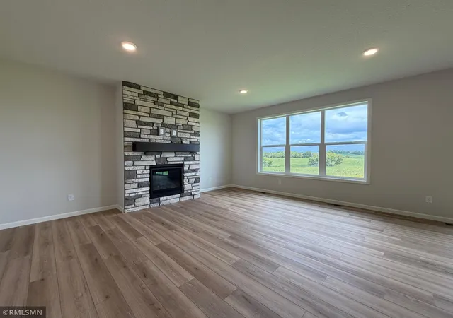 Photo 4 of Sale Pending at 17322 63rd Street NE, Elk River, MN 55330 | MLS# 7110452 | Listing updated on 2026-09-01