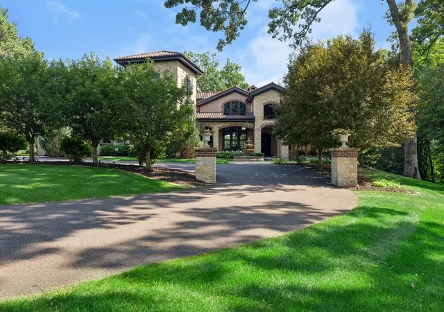 2nd image of 465 Spring Hill Rd, Wayzata, MN 55391 | MLS# 7110489
