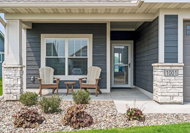 2nd image of 1001 Turner Ln, New Richmond, WI 54017 | MLS# 7110530