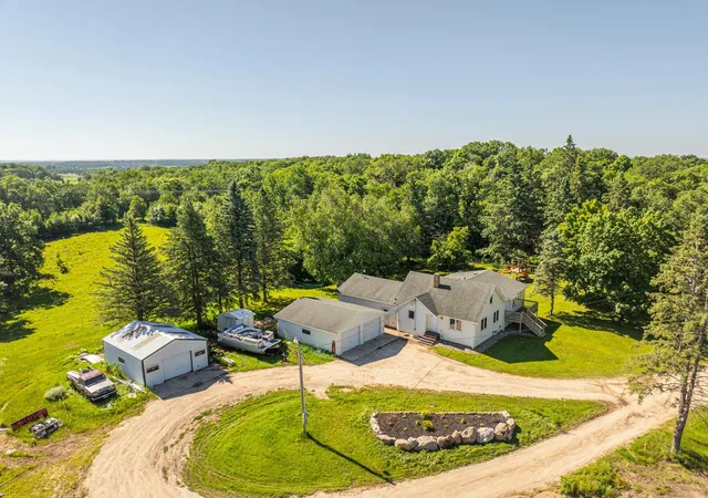 Photo 3 of Single family home for sale at 16297 360th Avenue, Frazee, MN 56544 | MLS# 7110538 | Listing updated on 2026-08-28
