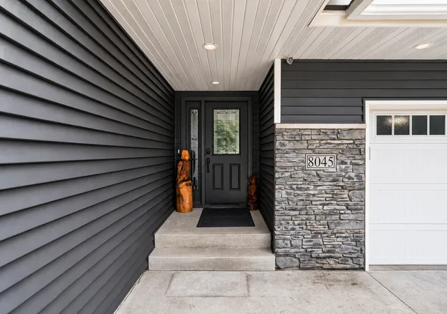 2nd image of 8045 59th St N, Lake Elmo, MN 55042 | MLS# 7110539