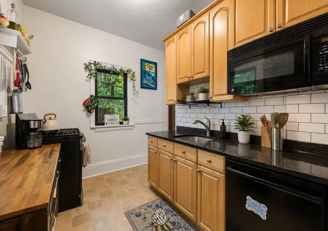 Photo 2 of Single family home for sale at 1004 26th Avenue Se, Minneapolis, MN 55414 | MLS# 7110543 | Listing updated on 2026-07-16