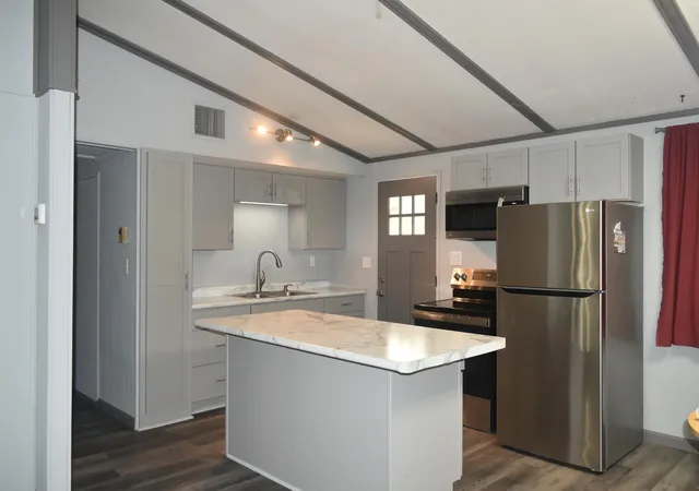 2nd image of 103 Carriage Hill Dr, Hinckley, MN 55037 | MLS# 7110565