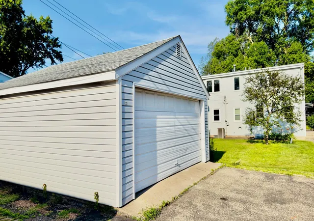 Photo 2 of Sale Pending at 7125 1st Avenue S, Richfield, MN 55423 | MLS# 7110571 | Listing updated on 2026-09-16