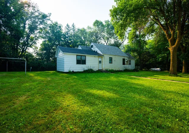 2nd image of 2601 County Road 14 Ne, Miltona, MN 56354 | MLS# 7110584
