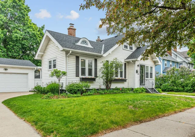 5th image of 215 E 48Th St, Minneapolis, MN 55419 | MLS# 7110595