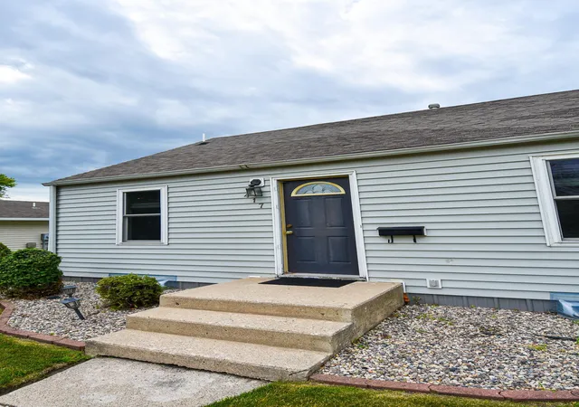 Photo 2 of Single family home for sale at 417 Kendall Ave S, Thief River Falls, MN 56701 | MLS# 7110616 | Listing updated on 2026-07-17
