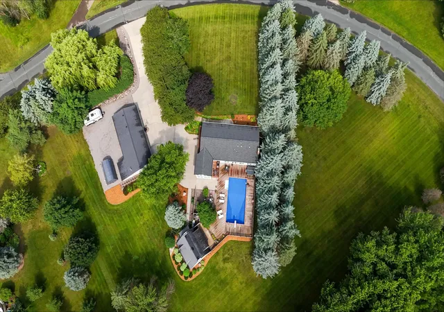 Photo 1 of Single family home for sale at 6757 Horseshoe Bnd Dr, Hamel, MN 55340 | MLS# 7110651 | Listing updated on 2026-09-03