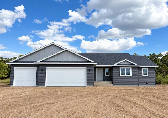 Photo 1 of Single family home for sale at 4825 Chainview Dr Nw, Alexandria, MN 56308 | MLS# 7110656 | Listing updated on 2026-09-10