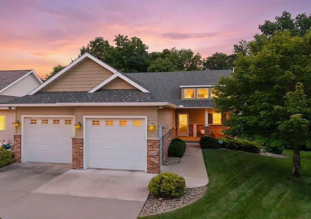 Photo 2 of Single family home for sale at 1544 Salem Ct Sw, Rochester, MN 55902 | MLS# 7110667 | Listing updated on 2026-09-13