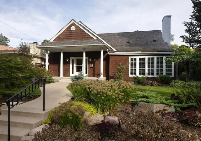 Photo 2 of Single family home for sale at 2207 Penn Ave S, Minneapolis, MN 55405 | MLS# 7110677 | Listing updated on 2026-10-08