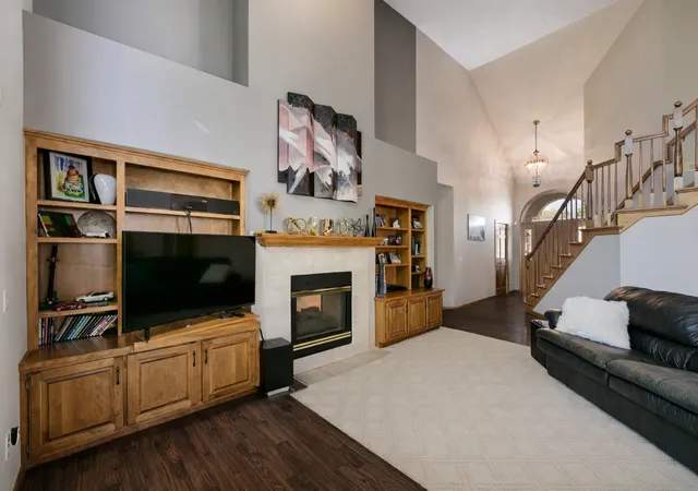 Photo 3 of Single family home for sale at 10725 55th Avenue N, Minneapolis, MN 55442 | MLS# 7110679 | Listing updated on 2026-09-16