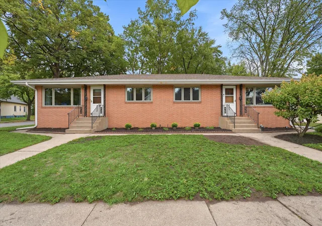 Photo 2 of Multi family home for sale at 625 627 Summer St Ne, Minneapolis, MN 55413 | MLS# 7110692 | Listing updated on 2026-10-02