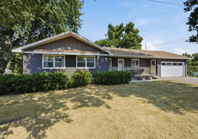 Photo 1 of Single family home for sale at 250 4th Street, Arthur, ND 58006 | MLS# 7110706 | Listing updated on 2026-08-19