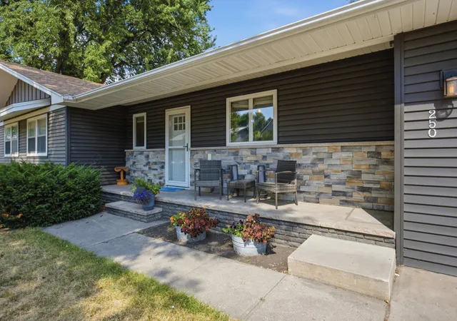 Photo 3 of Single family home for sale at 250 4th Street, Arthur, ND 58006 | MLS# 7110706 | Listing updated on 2026-09-16