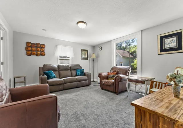 Photo 4 of Single family home for sale at 1030 Putnam Ave, Red Wing, MN 55066 | MLS# 7110715 | Listing updated on 2026-08-15