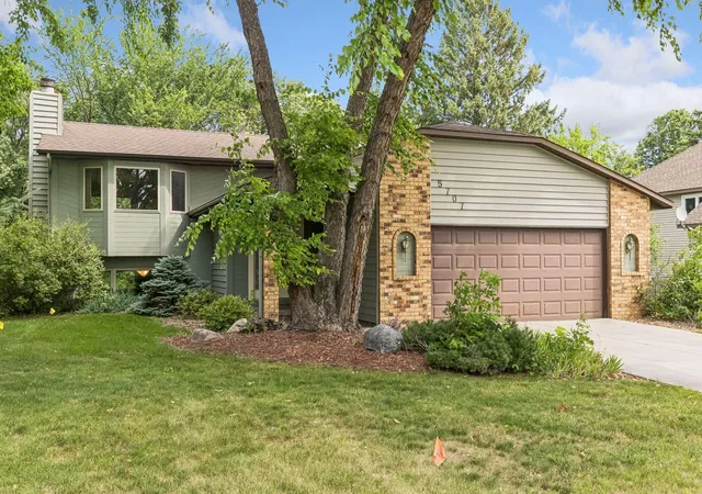 Photo 3 of Sale Pending at 5707 125th Street W, Saint Paul, MN 55124 | MLS# 7110743 | Listing updated on 2026-07-28