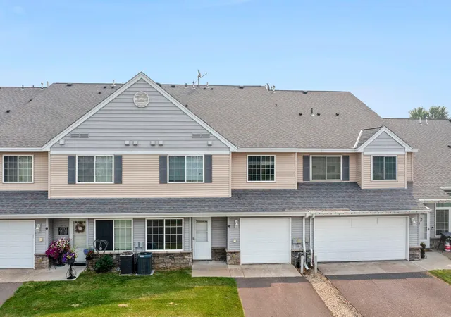 2nd image of 345 Roosevelt St S #H, Cambridge, MN 55008 | MLS# 7110765